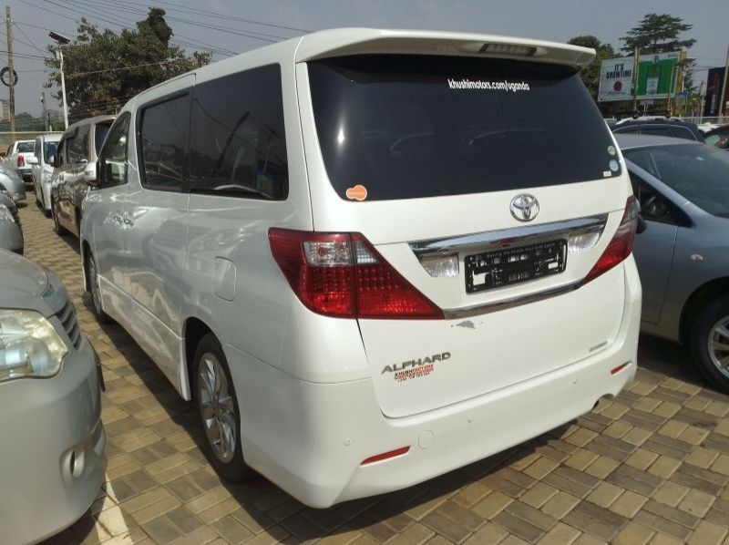 2010 Toyota ALPHARD pictures