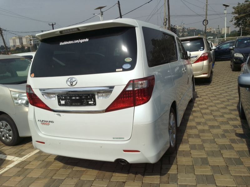 2010 Toyota ALPHARD pictures