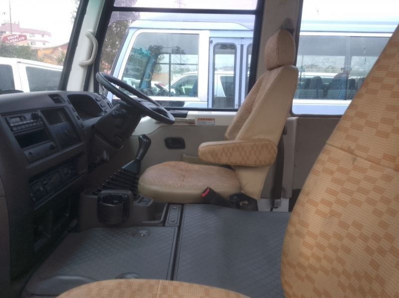 2012 Mitsubishi ROSA pictures