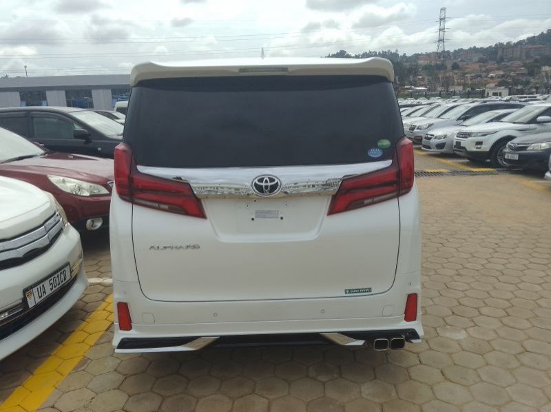 2019 Toyota alphard pictures
