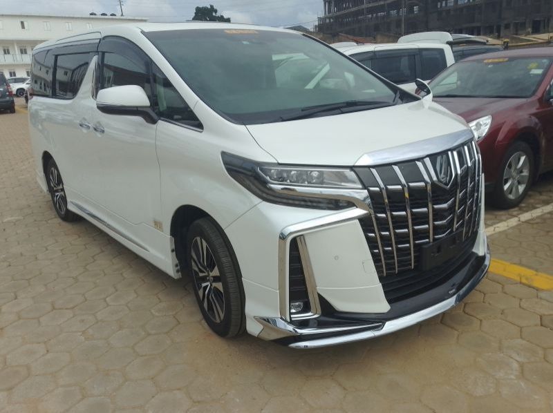2019 Toyota alphard pictures
