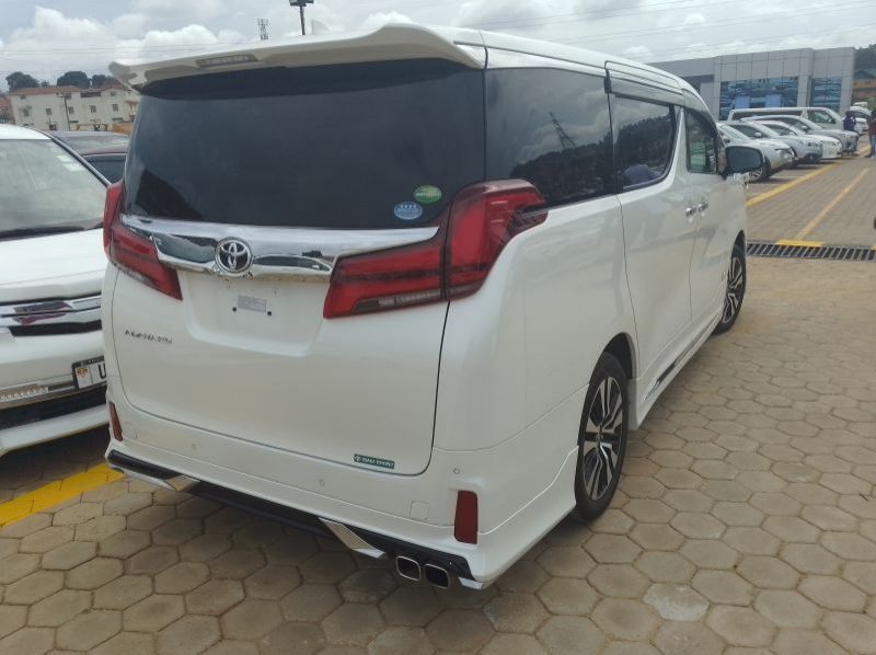 2019 Toyota alphard pictures