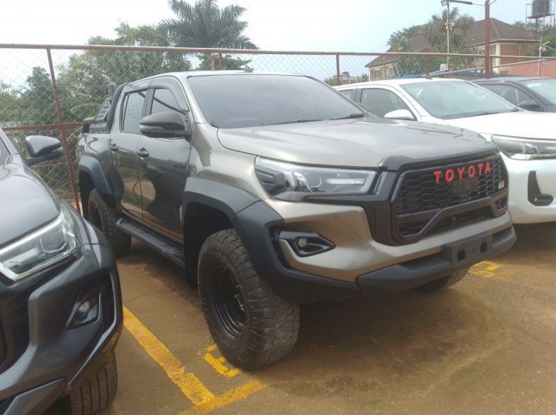 2020 Toyota Hilux pictures