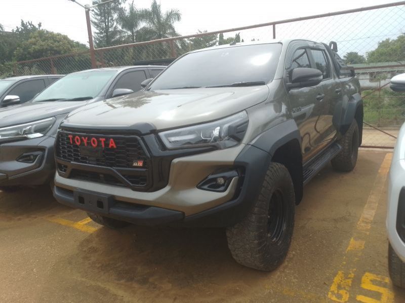 2020 Toyota Hilux pictures