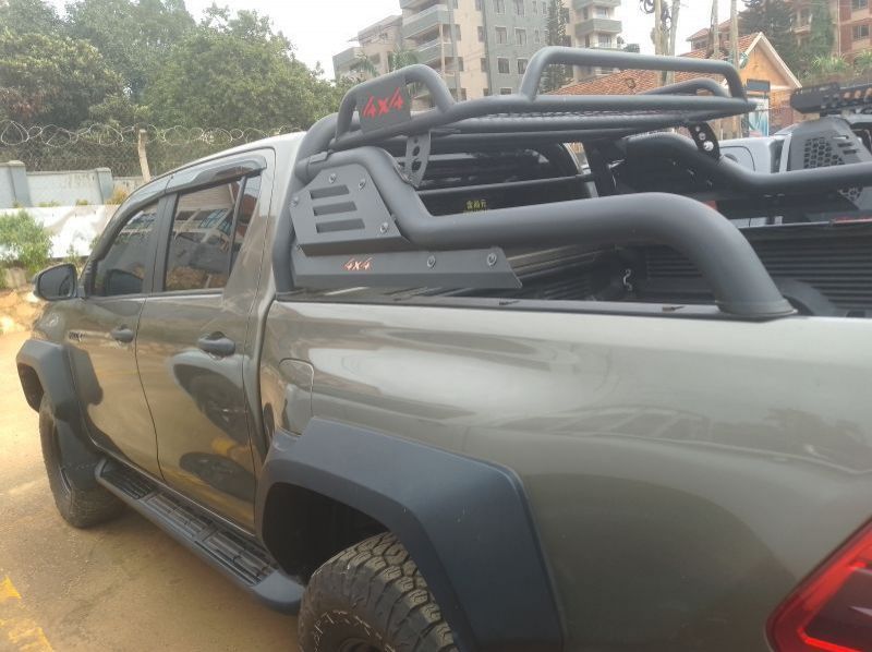 2020 Toyota Hilux pictures