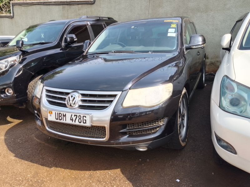 2010 Volkswagen Touareg pictures