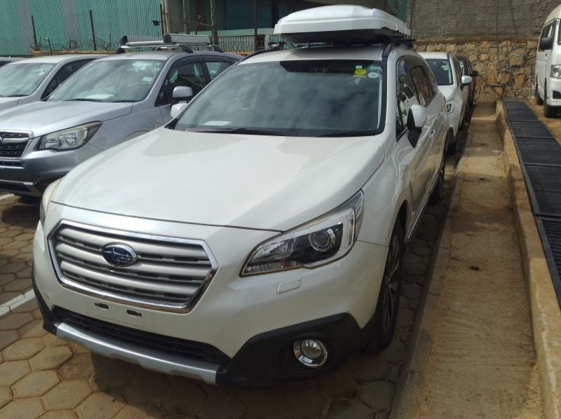 2014 Subaru Outback pictures