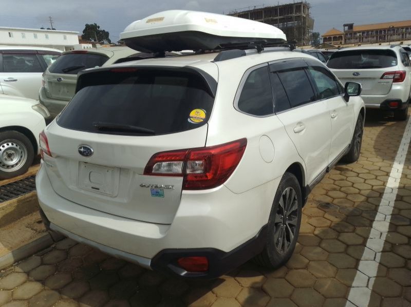 2014 Subaru Outback pictures