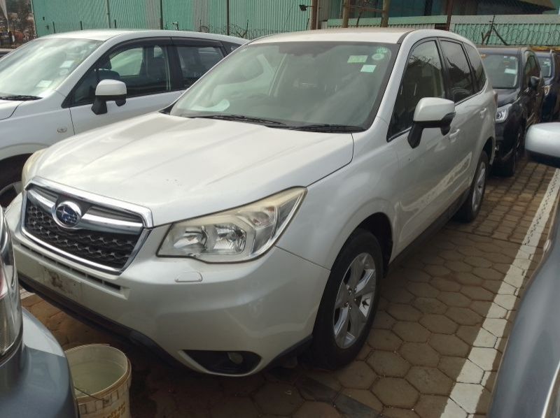 2013 Subaru Forester pictures