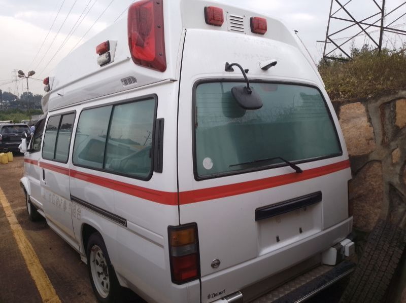 2017 Nissan AMBULANCE pictures
