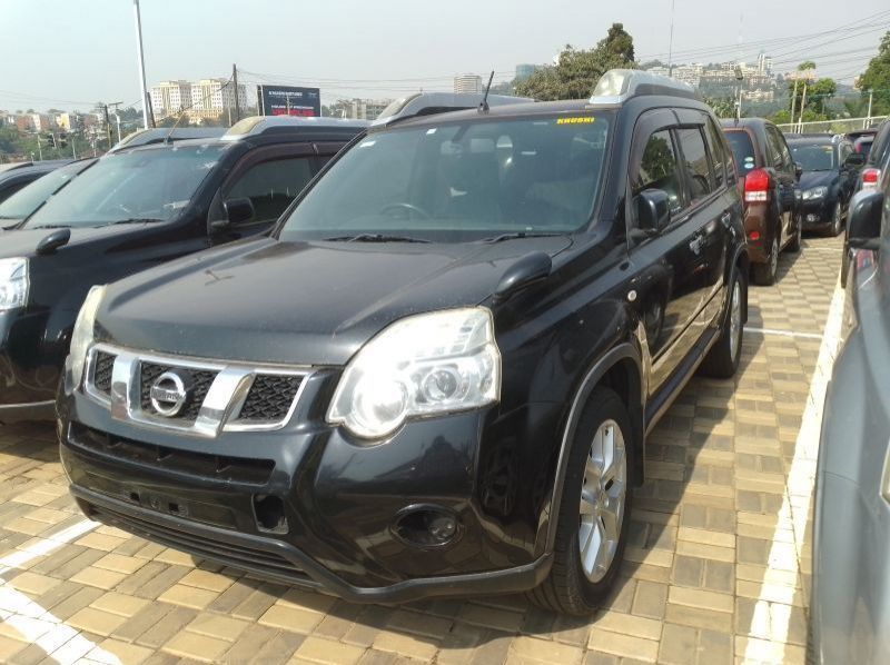 2012 Nissan X-TRAIL pictures