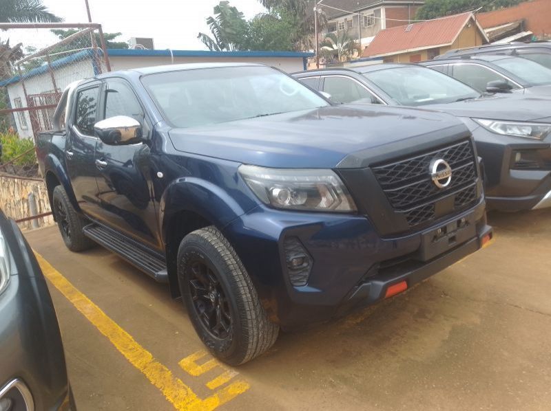2019 Nissan Navara pictures