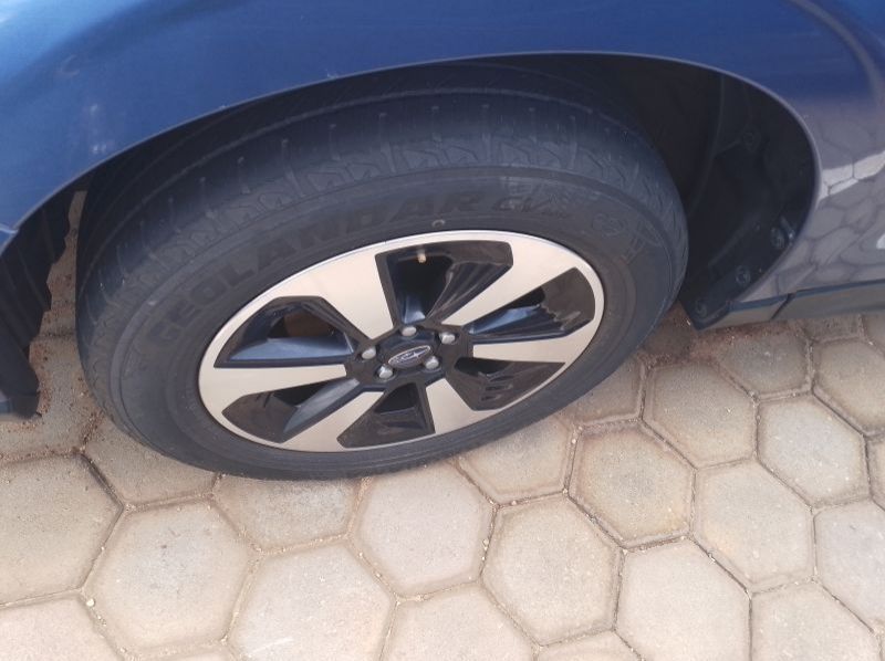 2014 Subaru Forester pictures