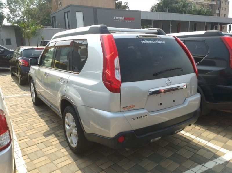 2012 Nissan X-TRAIL pictures