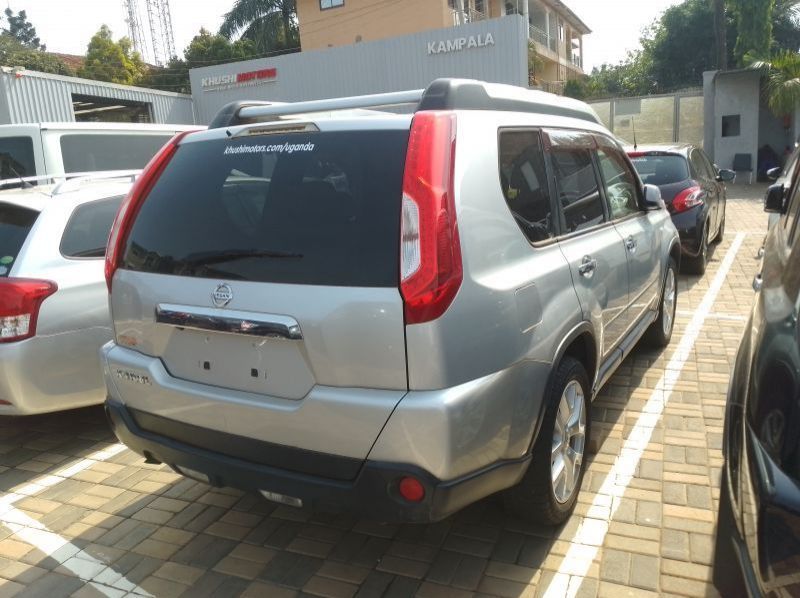 2012 Nissan X-TRAIL pictures