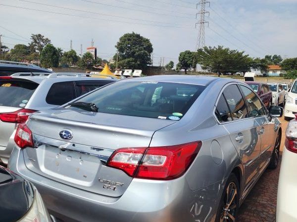 2015 Subaru Legacy pictures