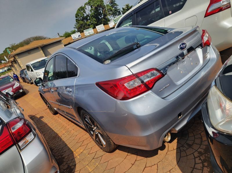 2015 Subaru Legacy pictures