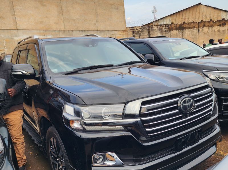 Used Toyota Land cruiser  for sale in Kampala, Uganda