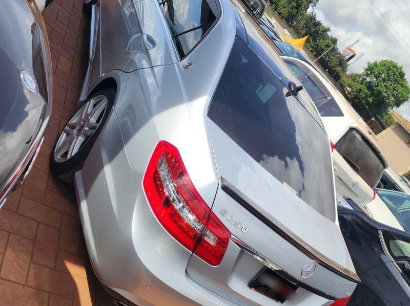 2011 Mercedes-Benz E class pictures