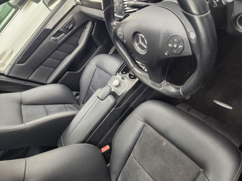 2011 Mercedes-Benz E250 pictures