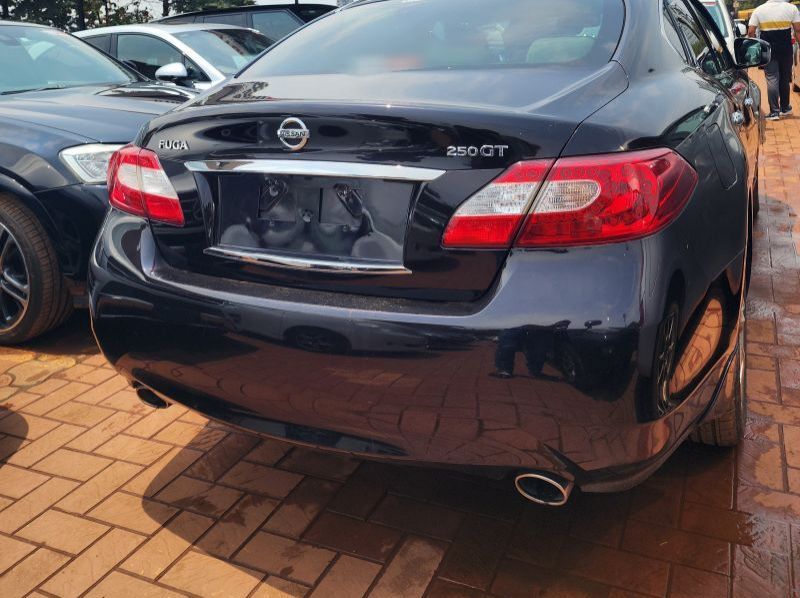 2014 Nissan Fuga pictures