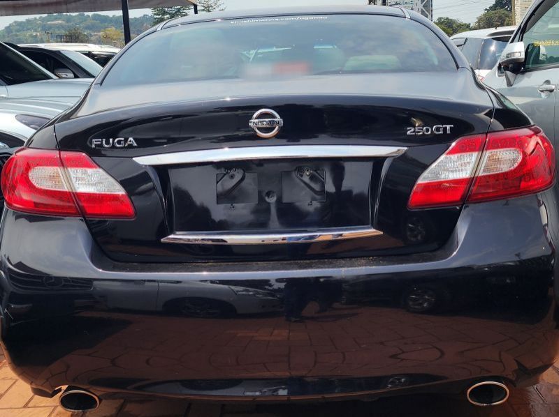 2014 Nissan Fuga pictures