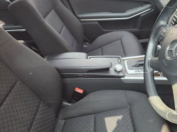 2011 Mercedes-Benz E class pictures