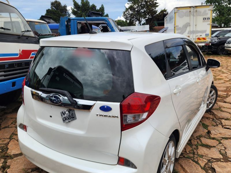 2012 Subaru Tribeca pictures