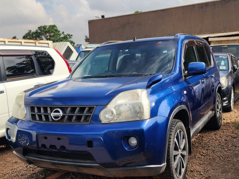 Used Nissan X-trail  for sale in Kampala, Uganda