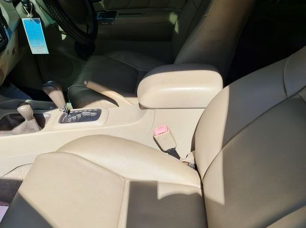 2010 Toyota Fortuner pictures