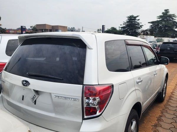 2011 Subaru Forester pictures