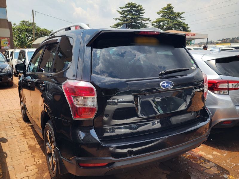 2015 Subaru Forester pictures