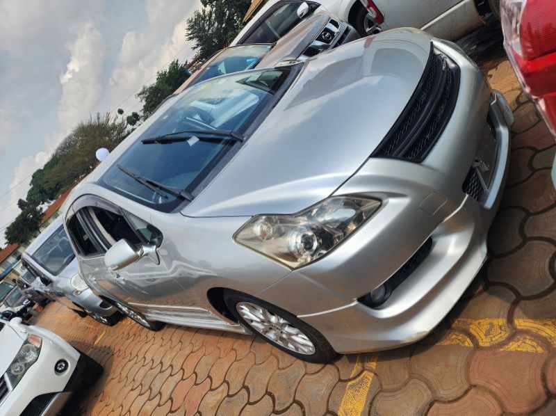 Used Toyota Blade  for sale in Kampala, Uganda