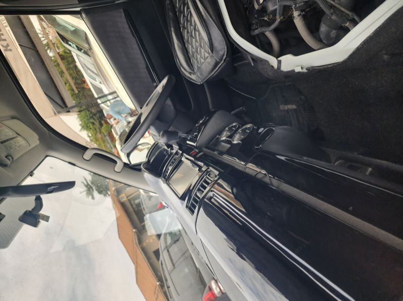 2014 Toyota Hiace pictures