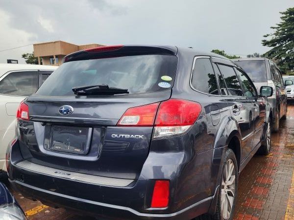 2012 Subaru OUTBACK pictures