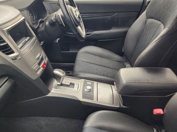 2012 Subaru OUTBACK pictures