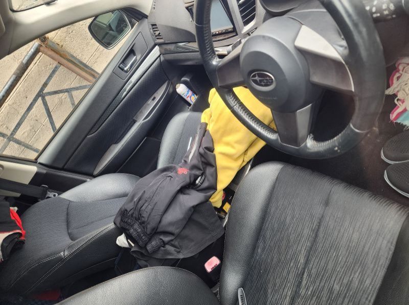 2011 Subaru Legacy pictures