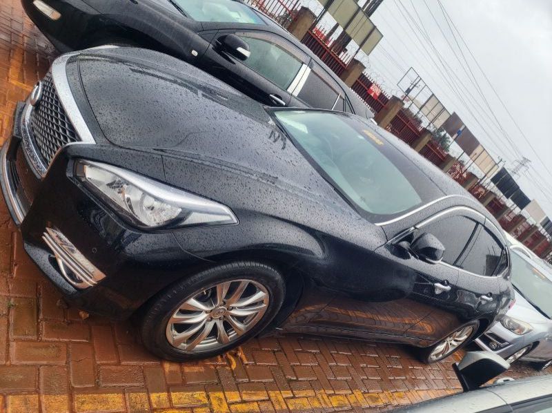 2016 Nissan Fuga pictures