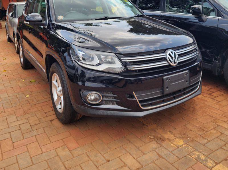 Used Volkswagen Tiguan  for sale in Kampala, Uganda