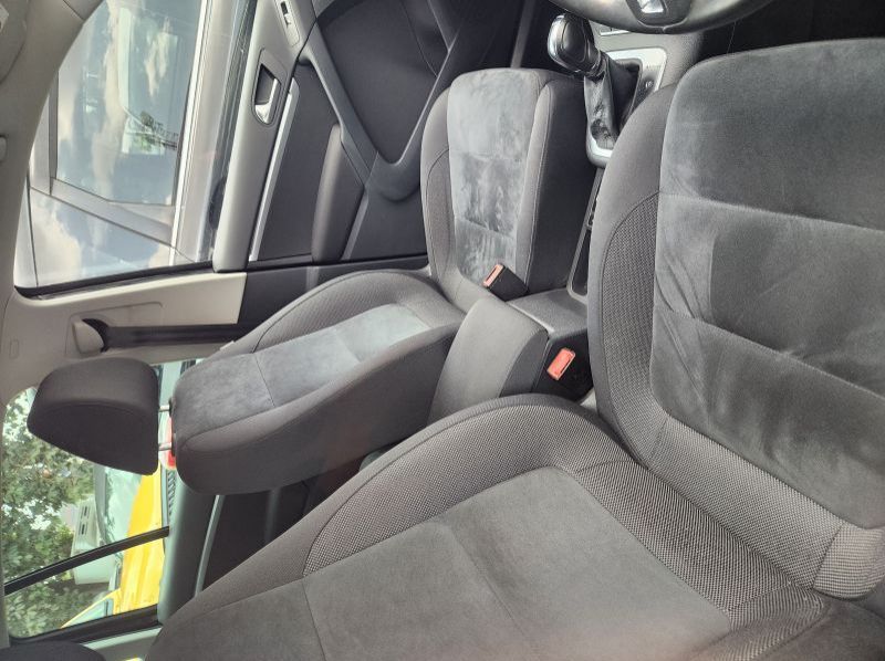 2013 Volkswagen Tiguan pictures