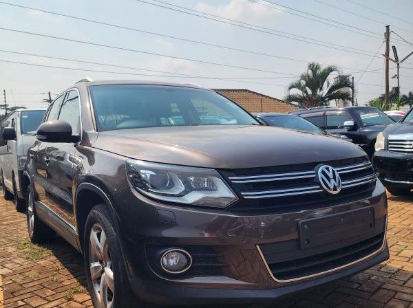 Used Volkswagen Tiguan  for sale in Kampala, Uganda