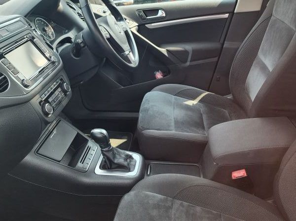 2014 Volkswagen Tiguan pictures