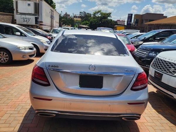 2017 Mercedes-Benz E class pictures