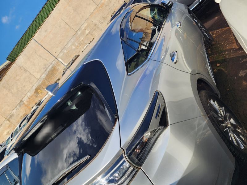 2015 Toyota Harrier pictures