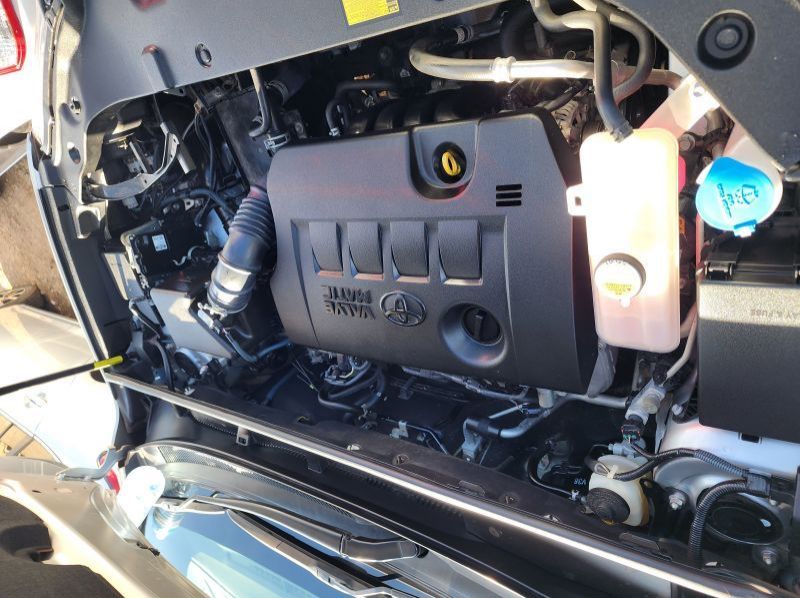 2015 Toyota Harrier pictures