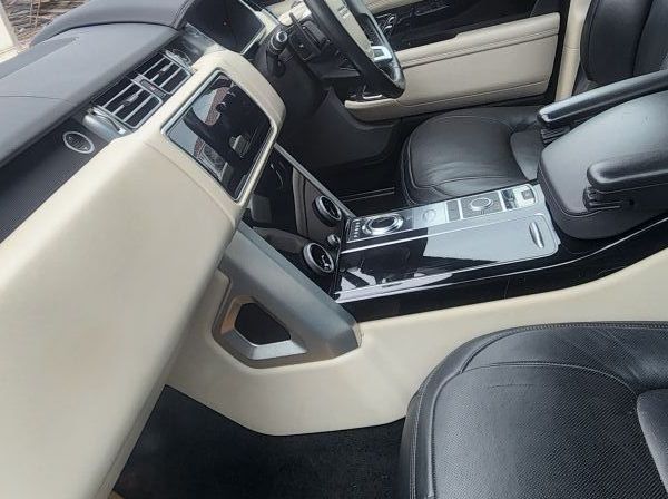 2020 Land Rover Range rover pictures