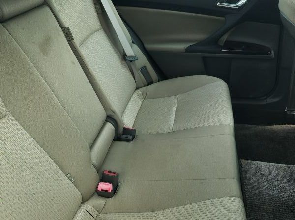 2011 Toyota Mark X pictures