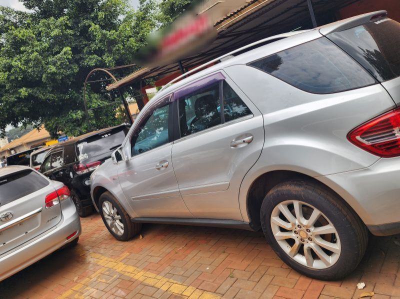 2011 Mercedes-Benz M class pictures