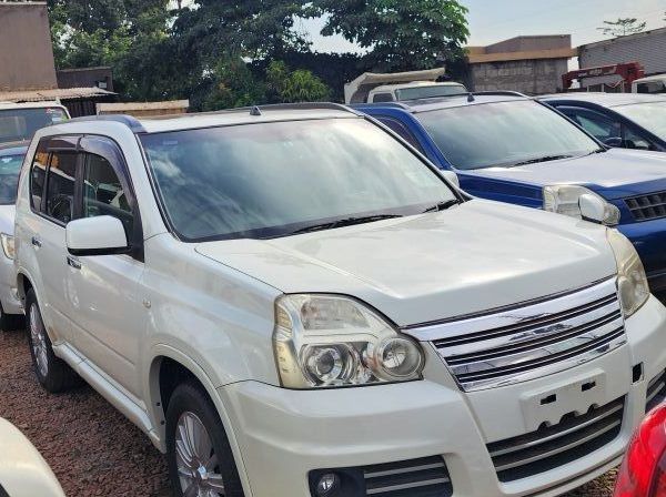 Used Nissan X-trail  for sale in Kampala, Uganda