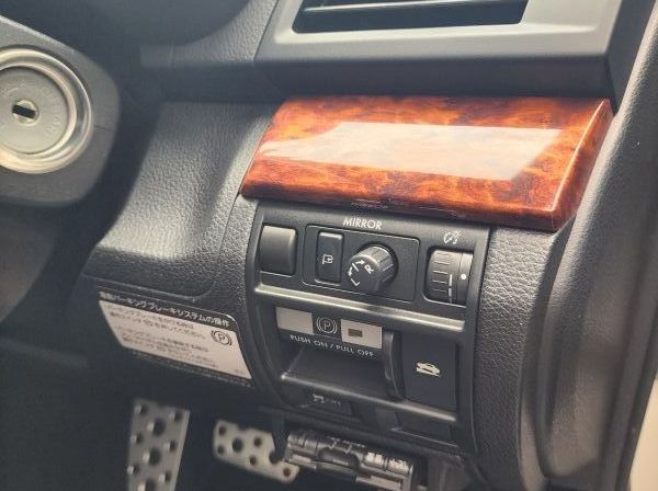 2011 Subaru Legacy pictures